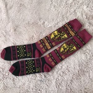 FREE W/ BUNDLE 🧙‍♂️ Harry Potter Socks!